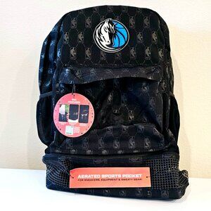 Point 3 Gear x NBA Dallas Mavericks Backpack Basketball Black w/ Logo